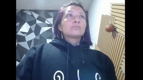 Snapshot of fenix_purple chatting on 02/15/26, 07:10 FENIX online show from 02/15/26, 07:10