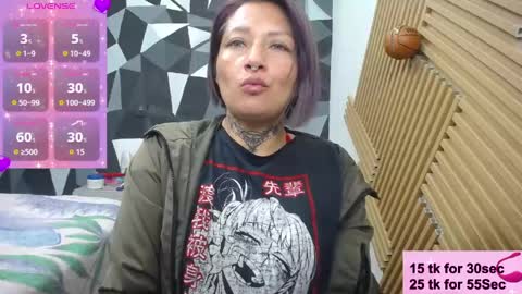 Snapshot of fenix_purple chatting on 04/13/26, 11:54 FENIX online show from 04/13/26, 11:54