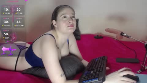 Snapshot of fenix_stone chatting on 12/18/24, 02:32 Cristina online show from 12/18/24, 02:32