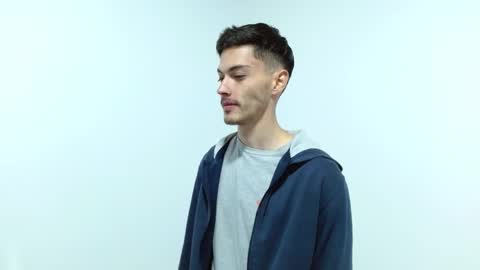 Snapshot of fenixtream chatting on 12/06/24, 04:17 FeniXtream online show from 12/06/24, 04:17