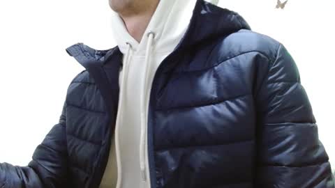 Snapshot of fenixtream chatting on 01/04/25, 01:21 FeniXtream online show from 01/04/25, 01:21