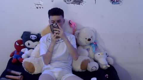 Snapshot of fenixx_777 chatting on 02/19/25, 02:23 Fenixx 777 online show from 02/19/25, 02:23