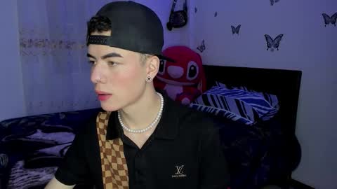 Snapshot of fenixx_777 chatting on 10/09/25, 02:53 Fenixx 777 online show from 10/09/25, 02:53