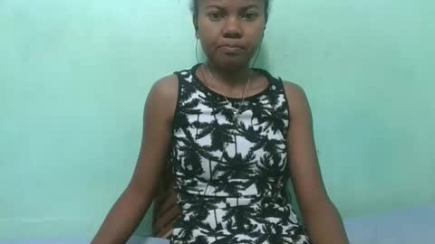 Snapshot of fenou122745 chatting on 11/13/25, 05:50 fenou122745 online show from 11/13/25, 05:50