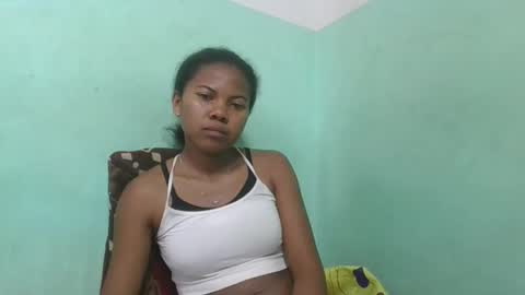 Snapshot of fenou122745 chatting on 12/04/25, 07:28 fenou122745 online show from 12/04/25, 07:28