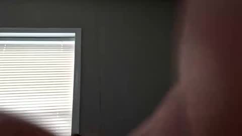 Snapshot of fer28639 chatting on 11/22/25, 05:01 fer28639 online show from 11/22/25, 05:01