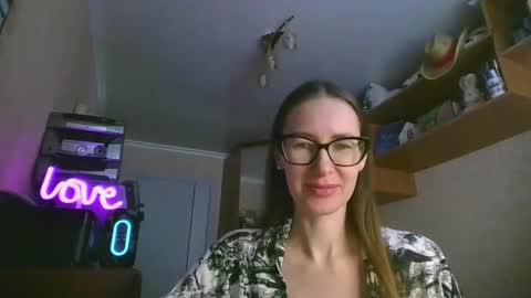 Snapshot of feraliss chatting on 02/01/26, 10:25 feraliss online show from 02/01/26, 10:25