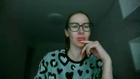Snapshot of feraliss chatting on 05/26/26, 11:17 feraliss online show from 05/26/26, 11:17