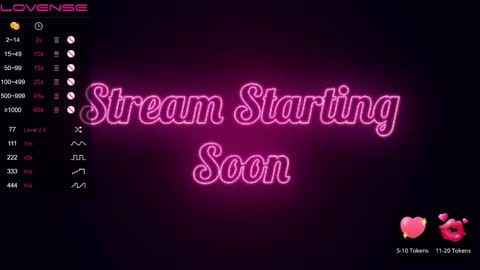 Snapshot of ferallberrys chatting on 10/01/25, 10:43 Milana online show from 10/01/25, 10:43