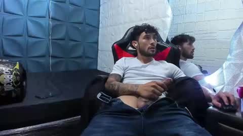 Daniel Fernando online show from 02/05/25, 02:40