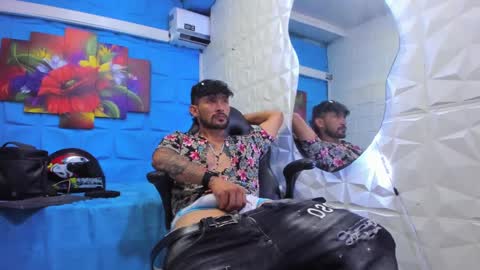 Daniel Fernando online show from 09/23/25, 08:34