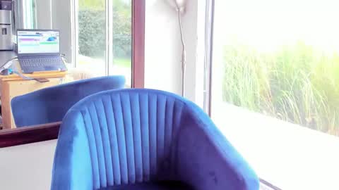 Snapshot of fergiecienta chatting on 10/27/25, 11:58 fergiecienta online show from 10/27/25, 11:58