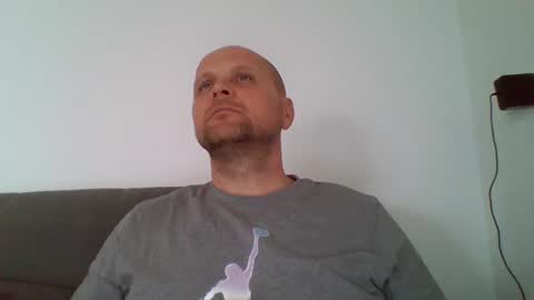 Snapshot of ferkooo111 chatting on 03/11/25, 11:23 Dorotheo online show from 03/11/25, 11:23