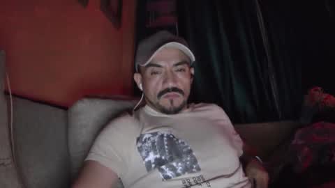 Snapshot of fernand89 chatting on 12/26/24, 05:37 fernand89 online show from 12/26/24, 05:37