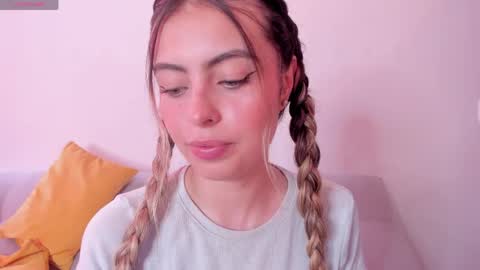 fernanda  online show from 04/08/26, 03:01