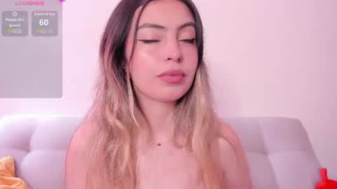 Snapshot of fernanda_aaa chatting on 07/10/26, 04:42 fernanda online show from 07/10/26, 04:42