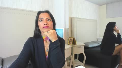 Snapshot of fernandaavila chatting on 04/21/26, 02:51 Fernanda online show from 04/21/26, 02:51