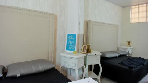 Snapshot of fernandaavila chatting on 04/22/26, 06:53 Fernanda online show from 04/22/26, 06:53