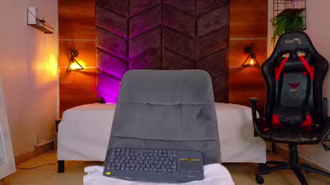 Snapshot of fernandabrown__ chatting on 06/26/26, 08:13 FERNANDA BROWN online show from 06/26/26, 08:13
