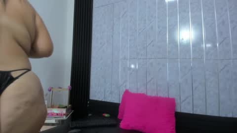 Snapshot of fernandaclar chatting on 09/12/25, 02:06 Fernandaclar online show from 09/12/25, 02:06