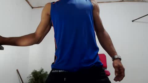 fernandez_latinblack online show from 12/08/24, 10:57