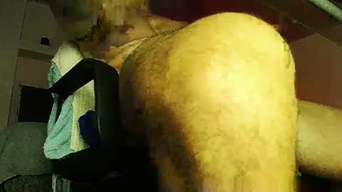 Snapshot of fernandoquindiano chatting on 01/28/25, 02:43 Samuel online show from 01/28/25, 02:43