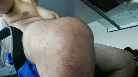 Snapshot of fernandoquindiano chatting on 01/31/25, 11:35 Samuel online show from 01/31/25, 11:35