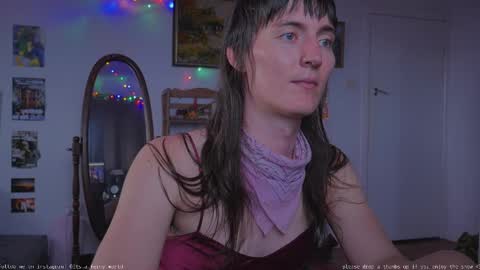 Snapshot of fernydew chatting on 03/07/25, 06:35 Fern next stream 430pm Monday PST online show from 03/07/25, 06:35