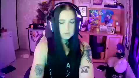 Snapshot of ferocityflame chatting on 10/18/25, 01:52 ferocityflame online show from 10/18/25, 01:52