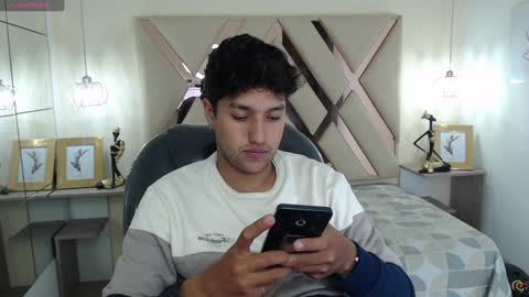 FER PHOENIX online show from 01/12/25, 03:28