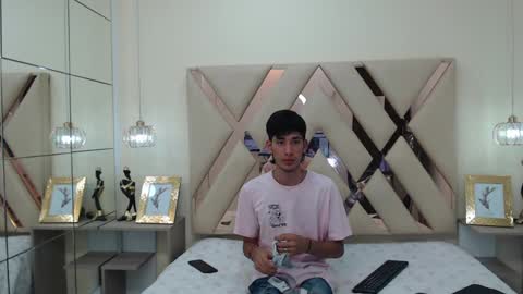 FER PHOENIX online show from 02/08/25, 11:01