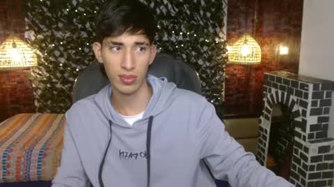 FER PHOENIX online show from 02/11/25, 03:40