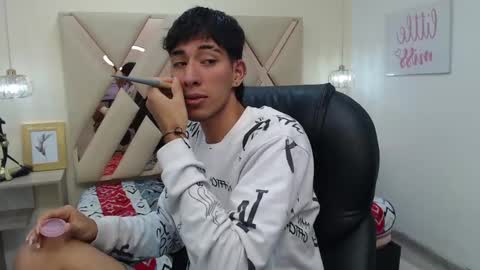 FER PHOENIX online show from 03/05/25, 03:18