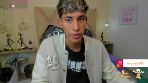 FER PHOENIX online show from 11/02/25, 03:20