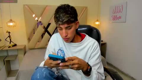 Snapshot of ferphoenix_ chatting on 02/01/26, 03:16 FER PHOENIX online show from 02/01/26, 03:16