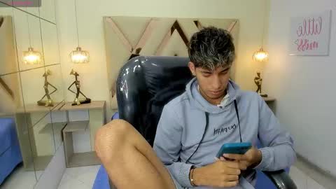 Snapshot of ferphoenix_ chatting on 02/27/26, 03:28 FER PHOENIX online show from 02/27/26, 03:28