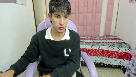 Snapshot of ferphoenix_ chatting on 04/09/26, 03:28 FER PHOENIX online show from 04/09/26, 03:28