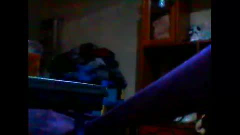 Snapshot of fersmall chatting on 04/27/26, 02:53 fersmall online show from 04/27/26, 02:53