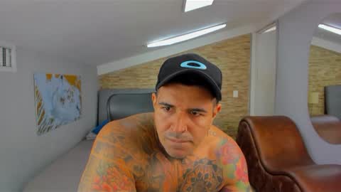 Kamilo online show from 12/21/24, 01:53