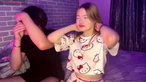 Snapshot of fetchingcouplee chatting on 09/15/25, 03:34 Tina and Tomas online show from 09/15/25, 03:34