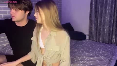 Snapshot of fetchingcouplee chatting on 10/05/25, 02:04 Tina and Tomas online show from 10/05/25, 02:04