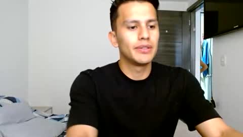 Snapshot of fetichistas96 chatting on 01/17/26, 05:16 fetichistas96 online show from 01/17/26, 05:16