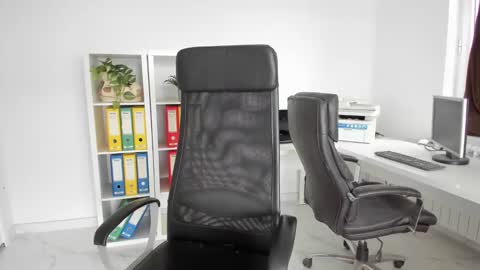 Snapshot of fetish_life chatting on 12/07/24, 12:35 fetish_life online show from 12/07/24, 12:35