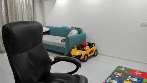 Snapshot of fetishcatalea chatting on 03/03/26, 07:20 Catalea DM online show from 03/03/26, 07:20