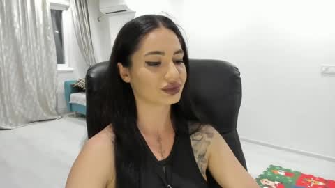 Snapshot of fetishcatalea chatting on 06/12/26, 06:51 Catalea DM online show from 06/12/26, 06:51