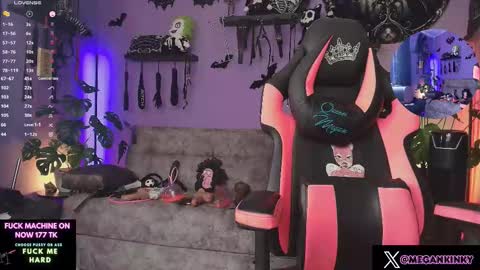 Snapshot of fetishkinkymegan chatting on 01/09/26, 04:43 kinky Megan Draven online show from 01/09/26, 04:43