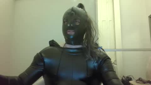 LauraWhy online show from 11/29/25, 11:57