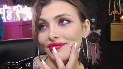 Sarah online show from 02/26/25, 10:53