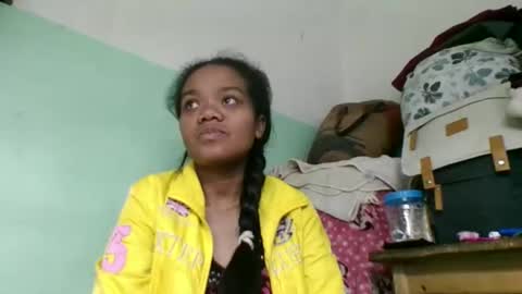 fetranialdy online show from 09/28/25, 04:29