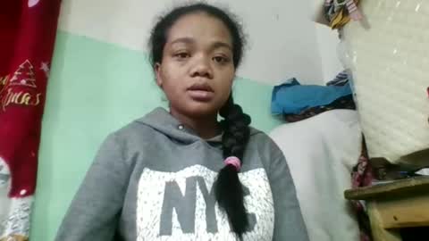 fetranialdy online show from 11/18/25, 04:06